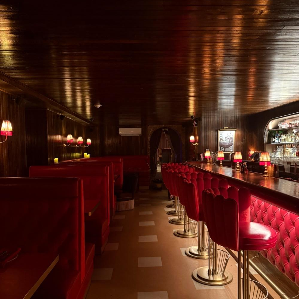 Photo of Atmosphere from The Red Fox