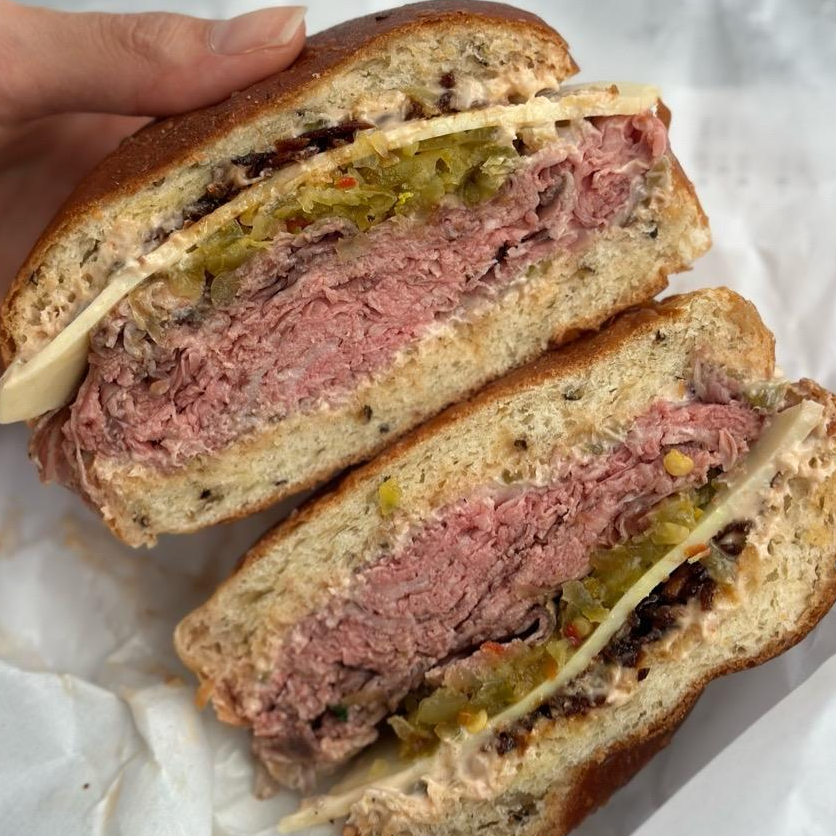 Photo of Beef 1000 + hots from Cutty's