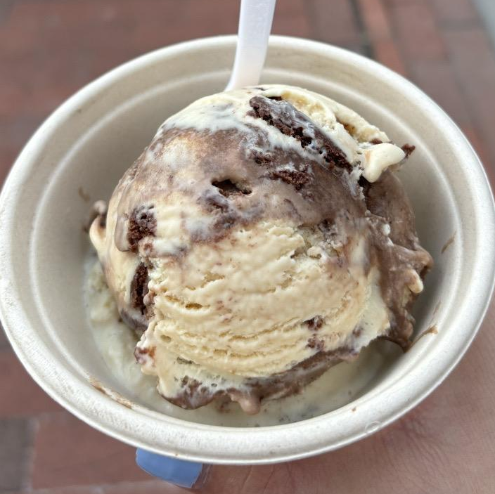 Photo of pb brownie and graham chocolate crunch from New City Microcreamery