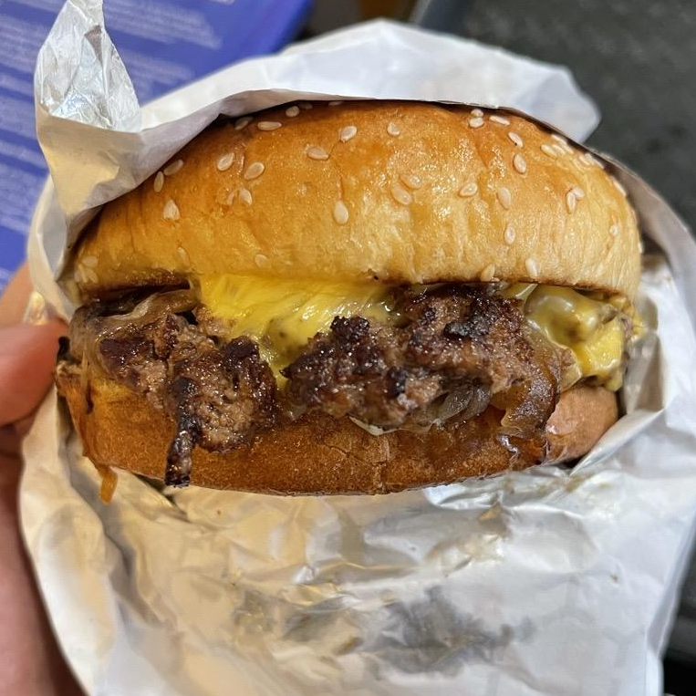 Photo of Oklahoma onion burger from Ragadan