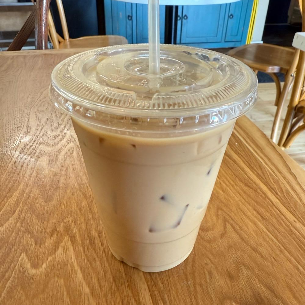 Photo of Snowflake latte from Brew Brew Coffee and Tea