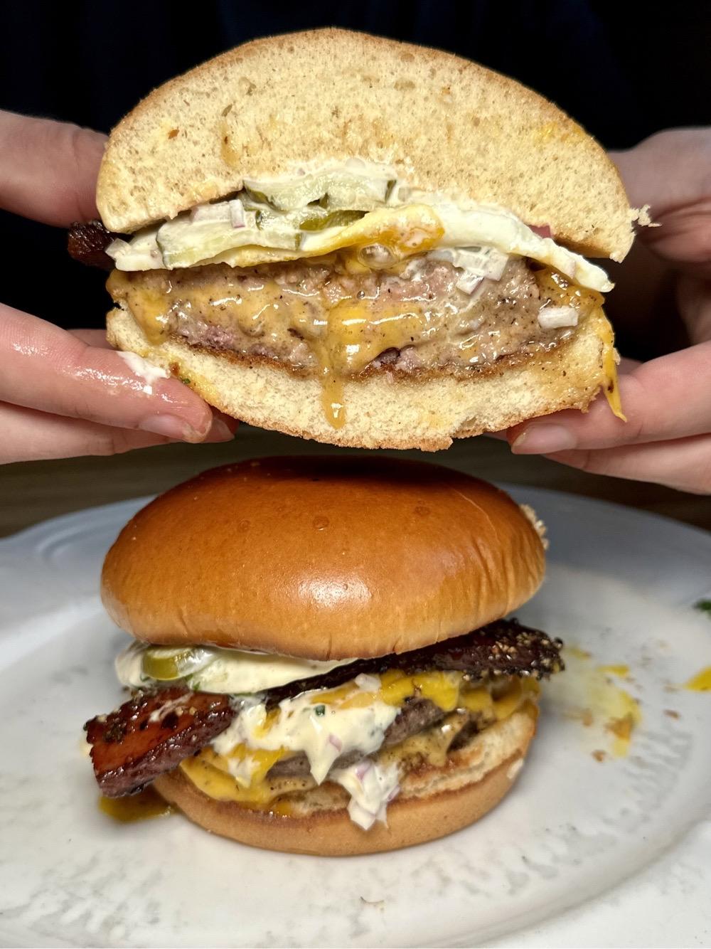 Photo of Cheeseburger from Au Cheval